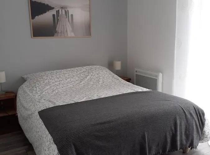 Dom wakacyjny En Pleine Nature, A La Douceur Des Chenes Maubec (Tarn-et-Garonne)